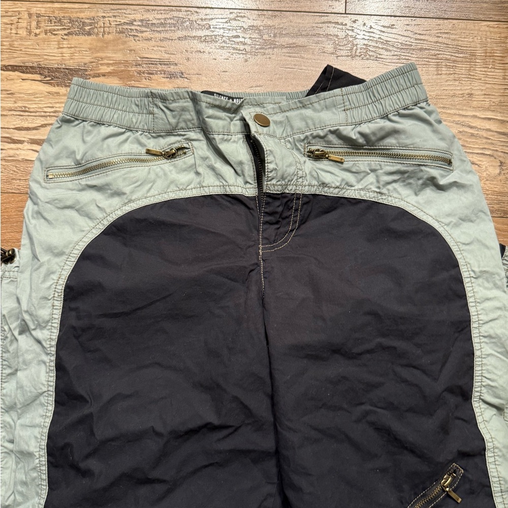 Silence + Noise Green and Black Color block Moto Pants - Picture 4 of 5